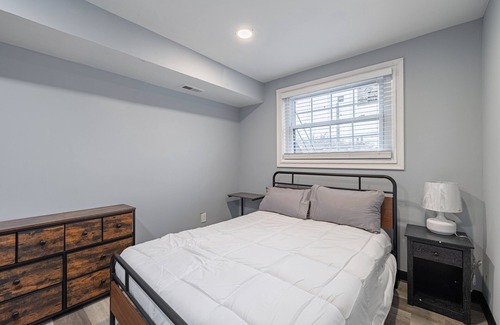 Anacostia Bed & Breakfast | Modern Cozy in downtown D.C., comfort and city living at its finest