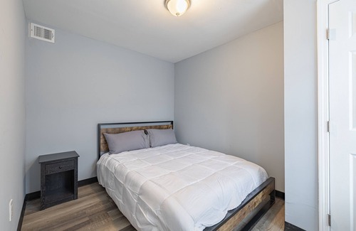 Anacostia Bed & Breakfast | Modern Cozy in downtown D.C., comfort and city living at its finest