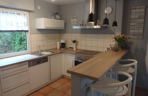 Roth House | Modern, cozy vacation home Natalie with new fitted kitchen and box spring bed