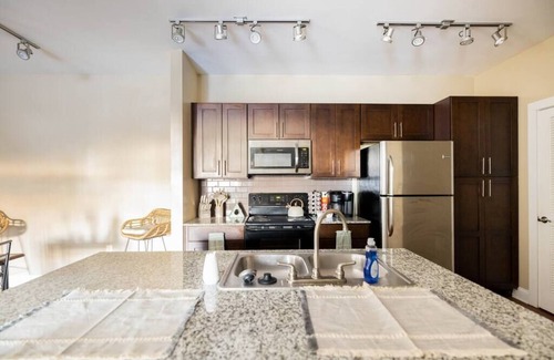 Forest Acres Apartment | Modern & Cozy2BR Near Ft Jackson