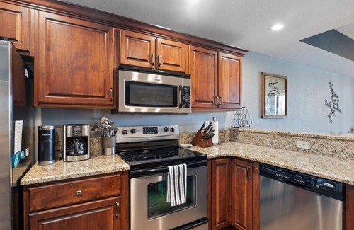 Kaiser Condo | Modern Decor, Views, Grill, Workstation, Boat + 2 PWC Slips & Resort-Style Amenities