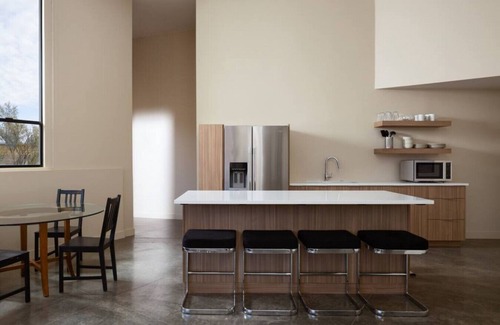 Kayenta Condo | Modern Desert Dwelling, Pet Friendly