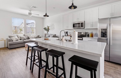 South Mountain House | Modern Desert Escape | Mountain View