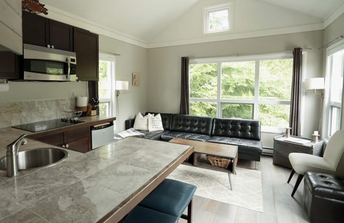 Whistler Creekside Condo | Modern Designed Condo, Walking Distance From Chairlift With Mountain View