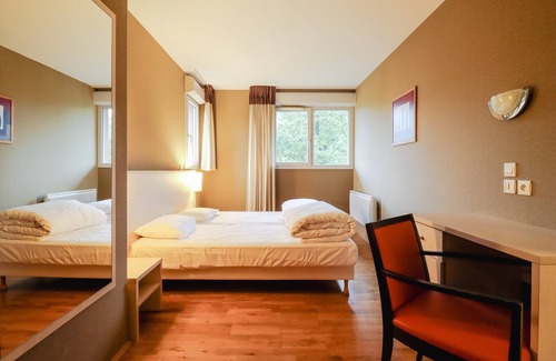 Divonne-les-Bains Hotel | Modern Divonne-les-Bains stay | Explore extreme sports & wonder in nature