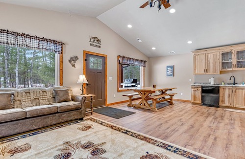 Conover Cabin | Modern dog-friendly cabin with hot tub, gas fireplace, patio, grill, & washer/dryer