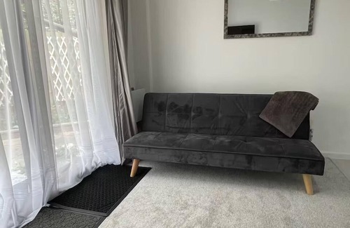Milton Keynes Apartment | Modern Double Bed Apartment in Milton Keynes