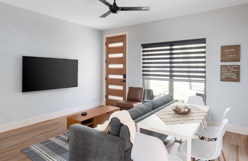 MLK House | Modern East Austin house