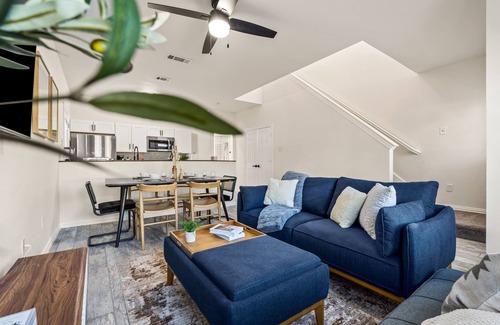 Southeast Arlington House | Modern Elegance: 4BR Arlington Gem. Minutes to the Cowboys, Rangers, & 6 Flags!