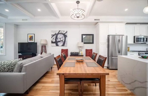 Bloomingdale House | Modern & Elegant Hidden Gem-Extended Stays Welcome