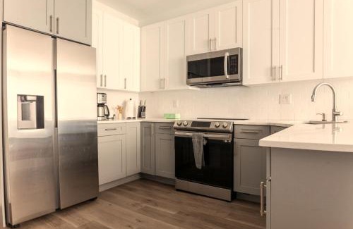 North Philadelphia East Apartment | Modern Elite4br-4bapingpongpatiosleeps12-w-d