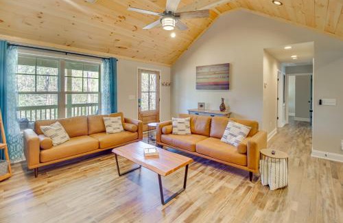 Ellijay House | Modern Ellijay Cabin Rental with Outdoor Fireplace