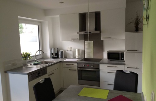 Quickborn House | Modern equipment, central location near Hamburg, terrace, parking space, WiFi