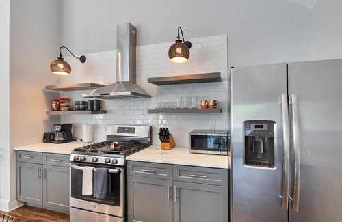 Whiteside House | Modern Escape At The Cove