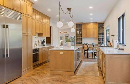 Montebello House | Modern Estate: Theater, Fire Pit & Vibes!
