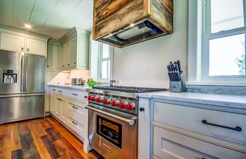 The Blue Mountains House | Modern Farmhouse, pool, recreational barn on 168 acres near Blue Mtn