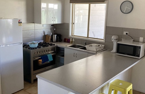 Falcon House | Modern Family Beach House 200m from the coast.