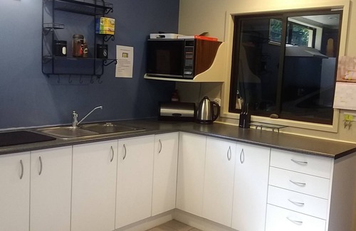 Tutukaka House | Modern family-friendly home - minutes from beach