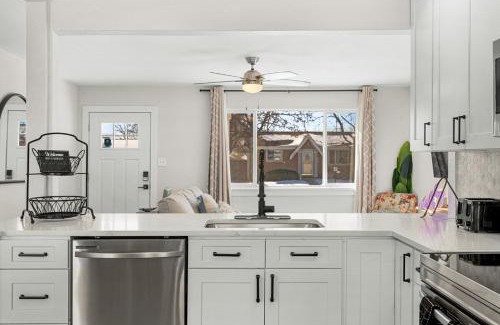 Welby House | Modern Family Friendly Escape Central 5 Bedroom