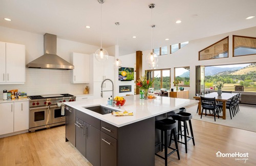 Wonderland Lake House | Modern Family-Friendly Home, 10-Min to Downtown & CU