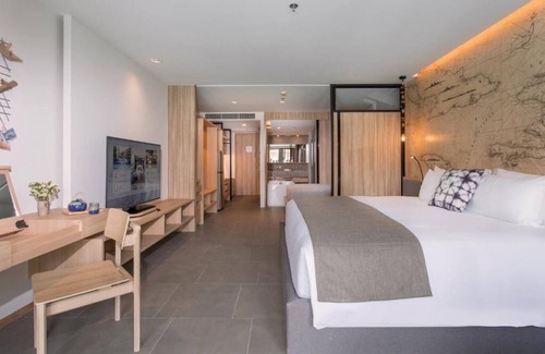 Khuekkhak Resort | Modern Family room (F2)