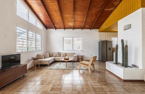 Cas Grandi Villa | Modern family villa with private pool near Mambo Beach & Jan Thiel