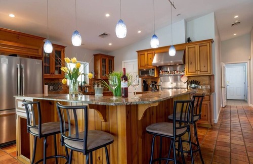 Town of Schodack House | Modern Farm Home 2hr NYC & BOS Peaceful WIFI