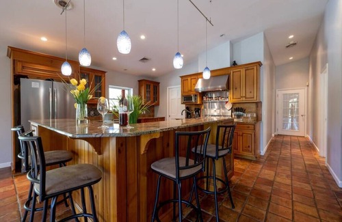 Town of Schodack House | Modern Farm Home 2hr NYC & BOS Peaceful WIFI