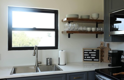 Stamping Ground Apartment | Modern Farm Loft with WiFi and AC in lovely Stamping Ground