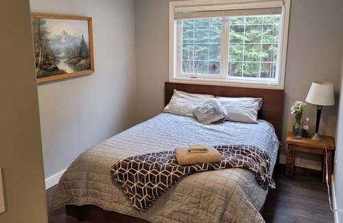 Salmon Valley Other | Modern Farm Stay with Hot Tub - 3 Bedroom(4 Beds)