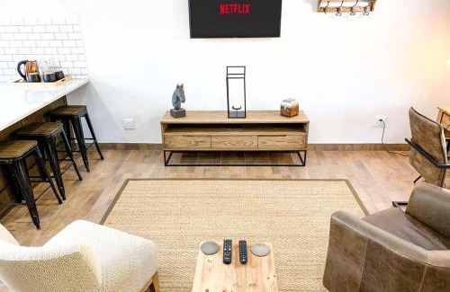 Lichtenburg Apartment | Modern Farm