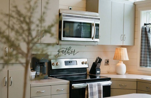 Dayton House | Modern Farmhouse in Wine Country.