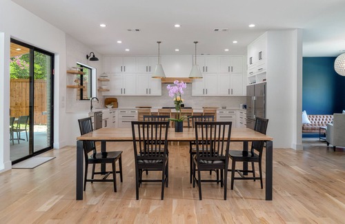 Richardson House | Modern Farmhouse Luxury Home on .5 Acres 12 minutes from Downtown Dallas!