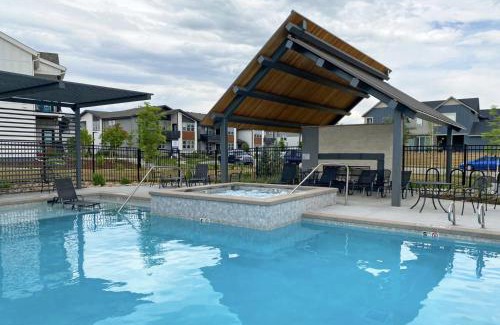 Fort Collins House | Modern Farmhouse Townhome - Great Central Location