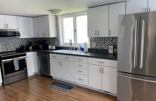 Sodus House | Modern Farmhouse With Large, In-Ground Heated Pool - 15 Mins To St. Joseph
