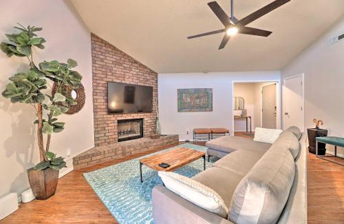 Fayetteville House | Modern Fayetteville Home Less Than 1 Mi to U of A!