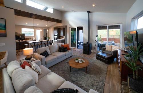 Flagstaff House | Modern Flagstaff Escape with Grill, 3 Mi to Downtown