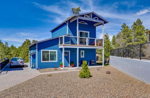 Flagstaff House | Modern Flagstaff Vacation Rental with 2 Living Areas