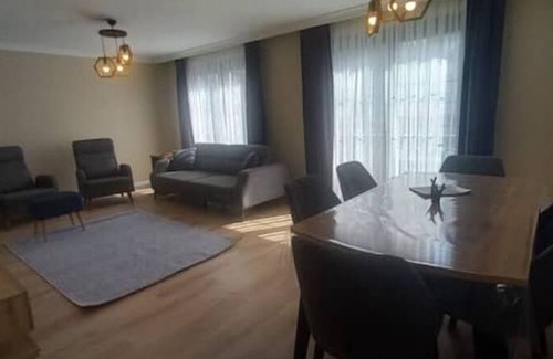 Gaziosmanpasa Apartment | Modern Flat #4