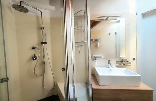 Baveno Apartment | Modern flat in old town Baveno