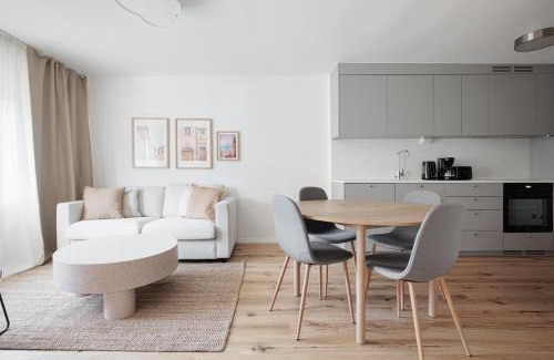Katarina-Sofia Apartment | Modern flat in vibrant SoFo