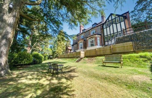 Malvern Apartment | Modern flat nestled in the Malvern Hills Worcestershire