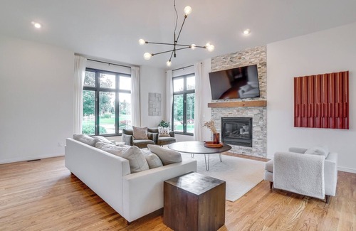 Fort Collins House | Modern Fort Collins Home w/ Large Backyard & Patio