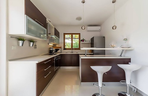 Solin Villa | Modern four bedrooms villa with a traditional tavern