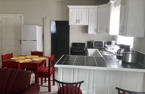 Corozal House | Modern fully furnished home with 1 bedroom