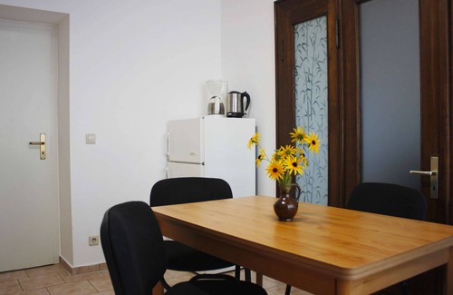 Bruckdorf Apartment | Modern furnished apartment in Halle Saale up to 5 persons