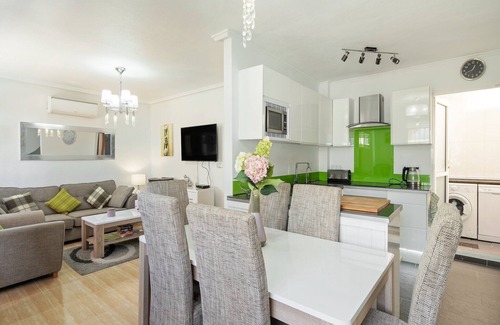 Lo Crispin House | Modern Garden Home, Algorfa