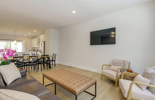 Parole House | Modern Gem Near Historic Annapolis & Naval Academy