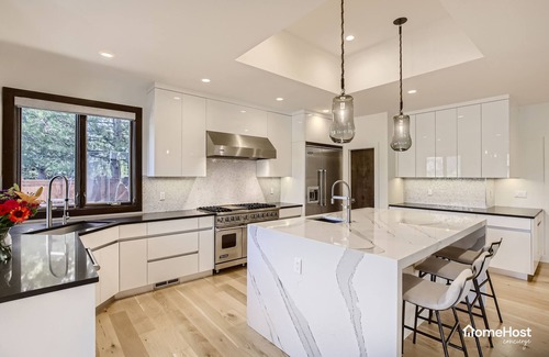 Central Boulder House | Modern Gem, Steps to Downtown & Pearl St Mall