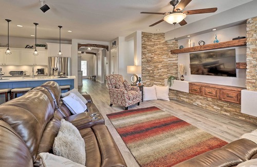 Gilbert House | Modern Gilbert Oasis w/ Private Pool, Hot Tub